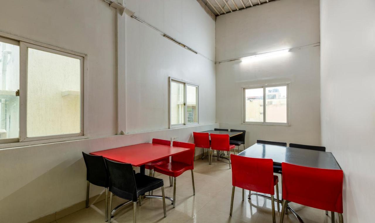 Itsy Hotels Hiland Suites Bangalore Esterno foto