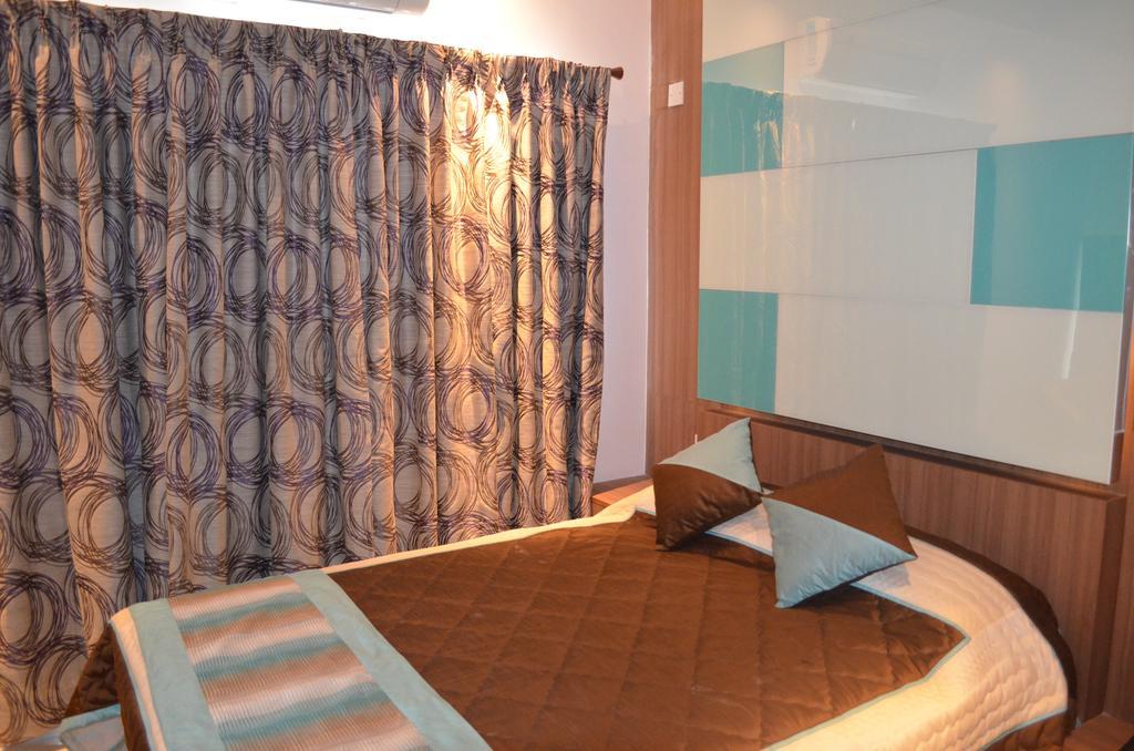 Itsy Hotels Hiland Suites Bangalore Camera foto
